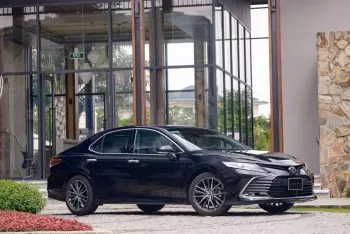 Tại sao Toyota Camry lại được ưa chuộng tại Việt Nam?