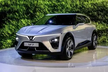 Giải Mã Cơn Sốt Xe Điện Tại Việt Nam: Ưu Nhược Điểm Thực Tế và Lời Khuyên Cho Người Mua