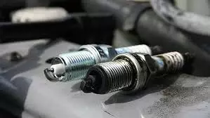 Nên Thay Bugi Iridium Hay Platinum? Loại Nào Bền Và Tiết Kiệm Hơn?
