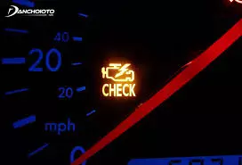 Đèn Check Engine Sáng Là Dấu Hiệu Gì? Khi Nào Cần Mang Đi Garage Ngay?