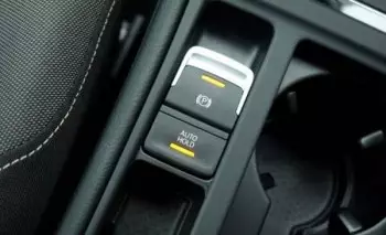 Chức năng tự thắng (Auto Hold) trên ô tô: Tính năng, lợi ích và các mẫu xe có tại Việt Nam