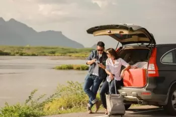 10 phụ tùng ô tô bắt buộc phải kiểm tra trước mỗi chuyến đi xa
