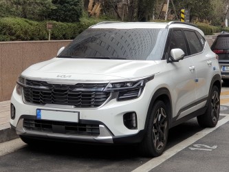 So Sánh Kia Seltos Và Toyota Corolla Cross: Mẫu SUV Nào Đáng Mua Hơn?