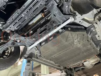 Vì sao Vf3 nên lắp thanh giằng thước lái?