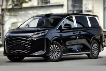 BYD M9 có phiên bản taxi giá rẻ chỉ từ 731 triệu đồng: Xe dịch vụ vẫn có ghế thương gia như xe sang