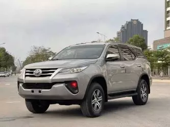 600 Triệu Nên Mua Toyota Fortuner 2018 Hay VinFast Lux SA 2020 Còn Bảo Hành?