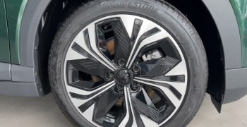 Đánh giá lốp zin theo xe VinFast VF6: Bridgestone 225/60R17 Alenza 001 và lựa chọn thay thế “đáng tiền” hơn