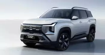 Mitsubishi Destinator Giảm Giá 60 Triệu Đồng Có Đủ Sức Cạnh Tranh Mazda CX-5, Hyundai Tucson Và Toyota Corolla Cross?