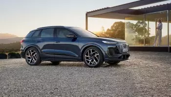 Đánh giá chi tiết xe Q6 e-tron, giá bán từ 3.199.000.000 VNĐ