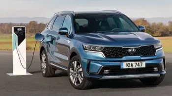 Những mẫu xe Hybrid Plug-in (PHEV) tại Việt Nam 2025–2026 & quãng đường chạy thuần điện sau khi sạc đầy