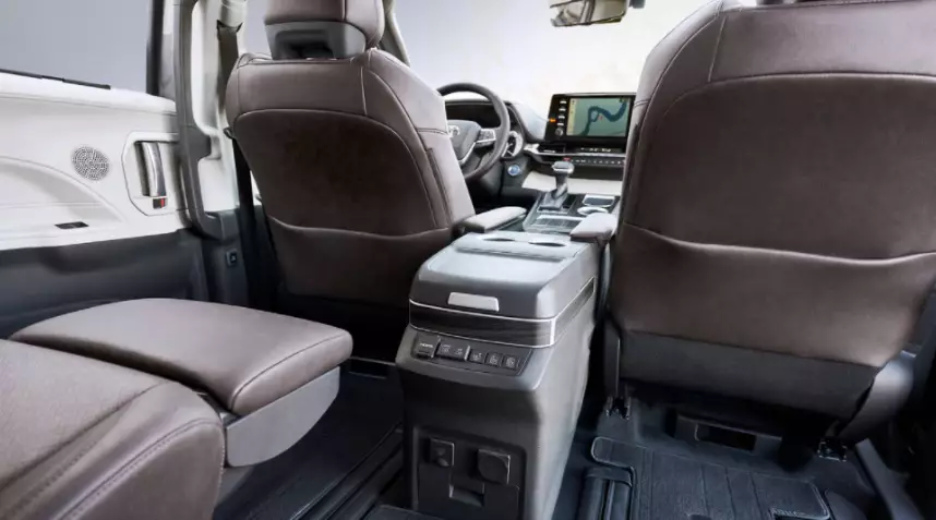 Đánh giá đầy đủ Toyota Sienna 2023