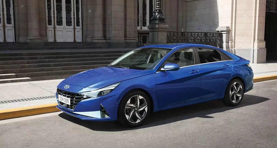 hyundai elantra 2021