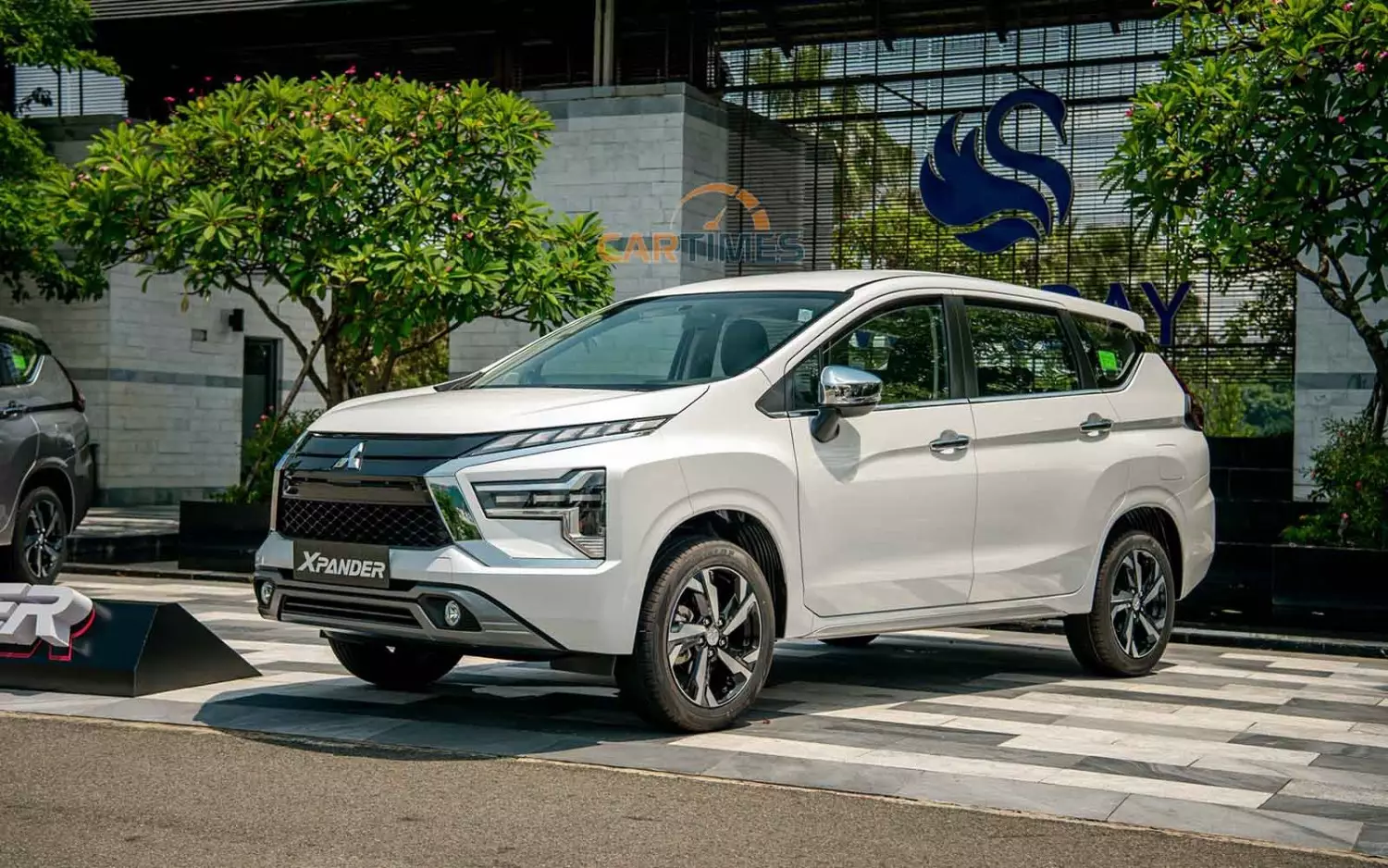 xe mpv 7 cho mitsubishi xpander