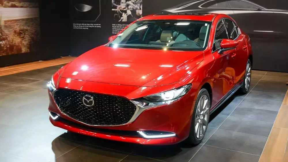 xe sedan hang c mazda3