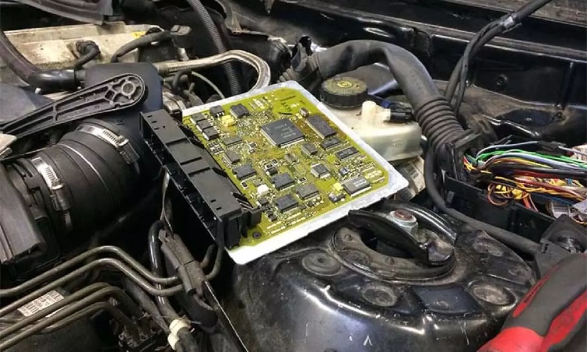 nang cap ecu