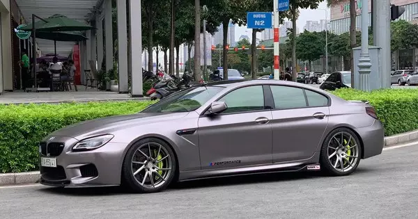 sedan