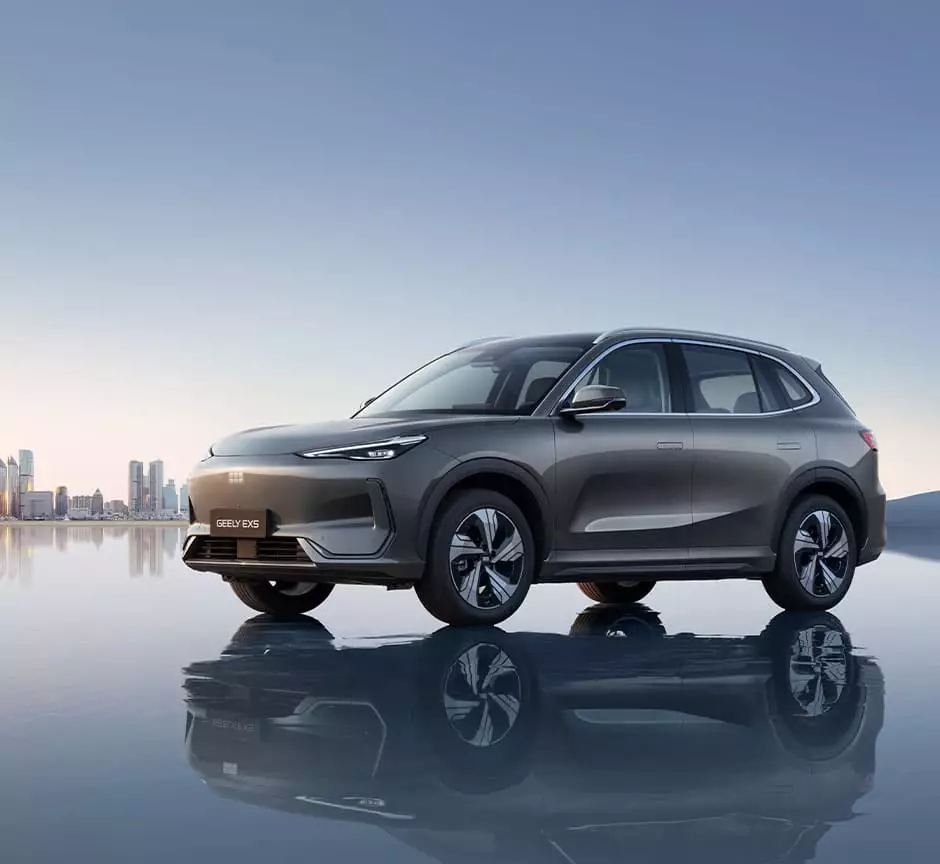 Xe &ocirc; t&ocirc; Geely