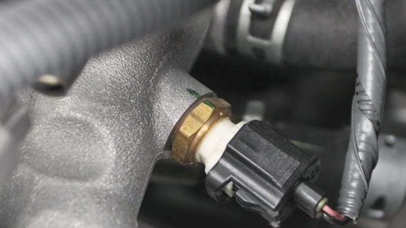 Cảm biến nhiệt độ nước làm mát