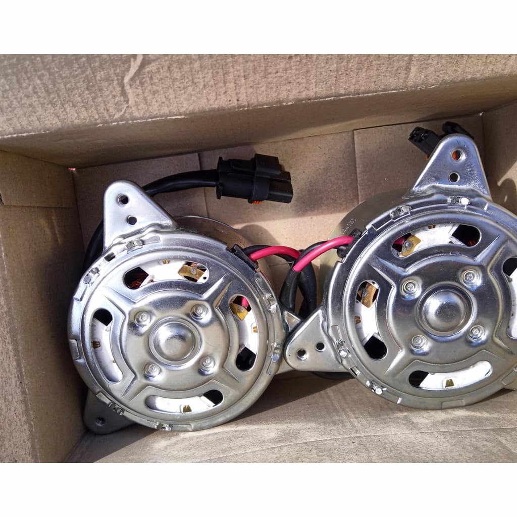 Mô tơ quạt két nước