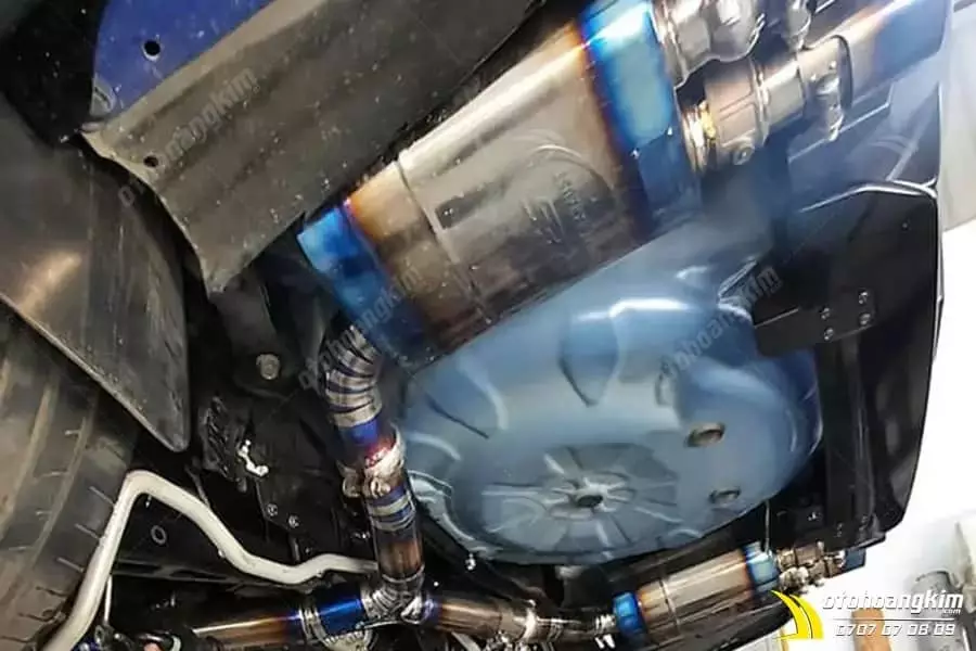 Cổ pô Titanium