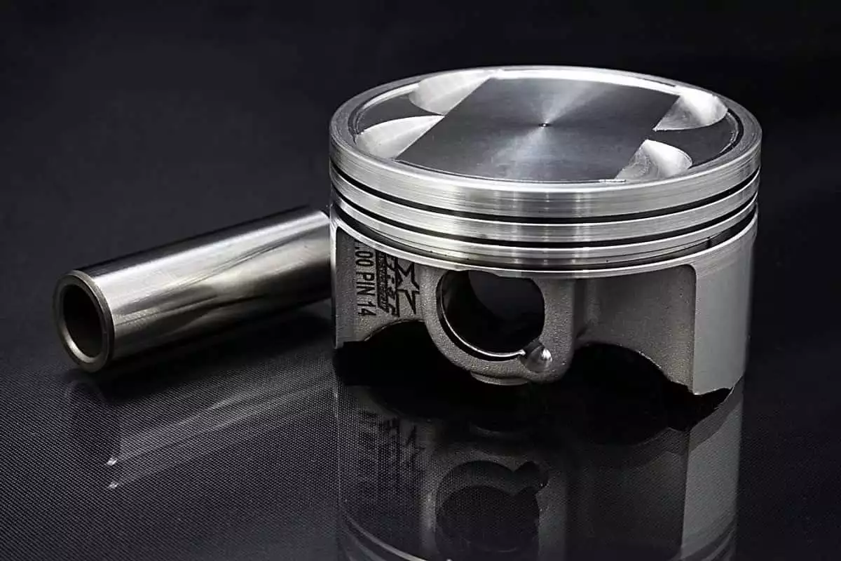 Piston