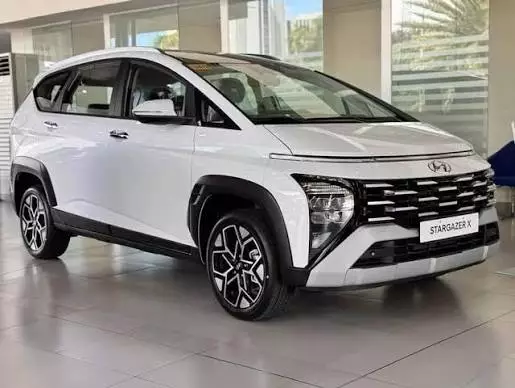 Tầm giá 600 triệu chọn xe 7 chỗ nào năm 2026: Xpander, Veloz hay Stargazer?