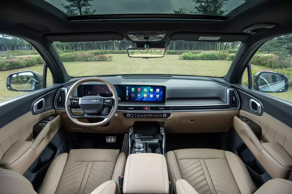 Đánh giá Kia New Sorento Hybrid vừa ra mắt Việt Nam: SUV 7 chỗ dùng động cơ hybrid 232 mã lực