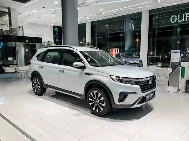 2 mẫu xe tương thích xăng E10 trong tầm giá 700 triệu: Honda BR-V và Mitsubishi Xpander