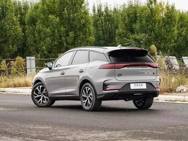 Đánh Giá Xe Điện BYD Tang 7 Chỗ - Lựa Chọn SUV Điện Cao Cấp Tại Việt Nam