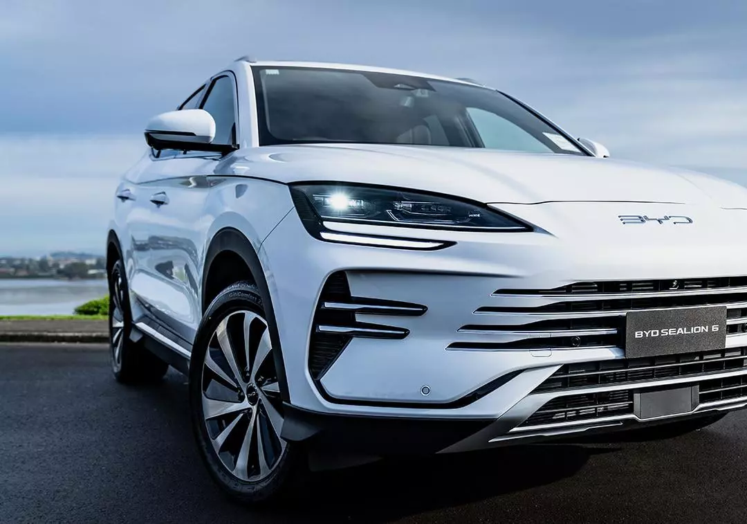 BYD Sealion 6