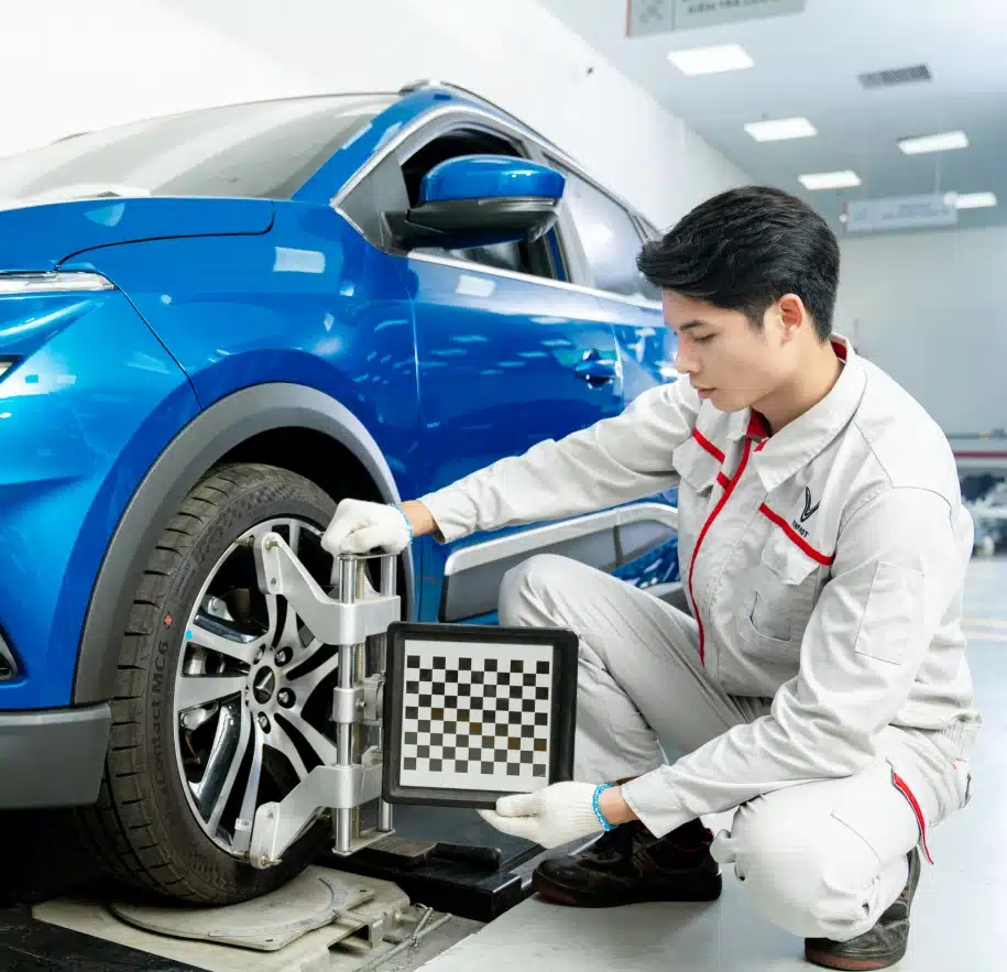 Bảo dưỡng xe ô tô điện