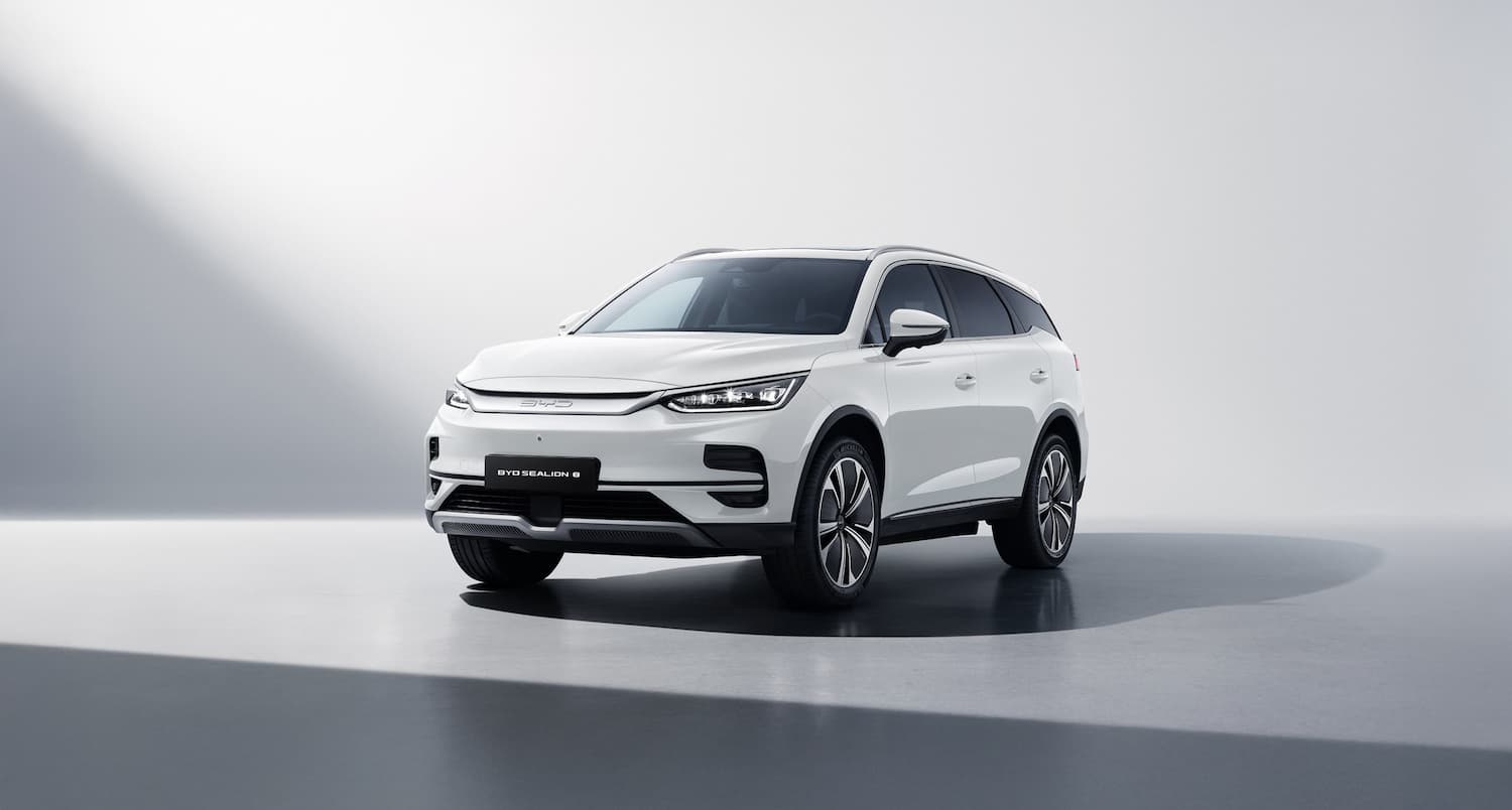 Giá BYD Sealion 8