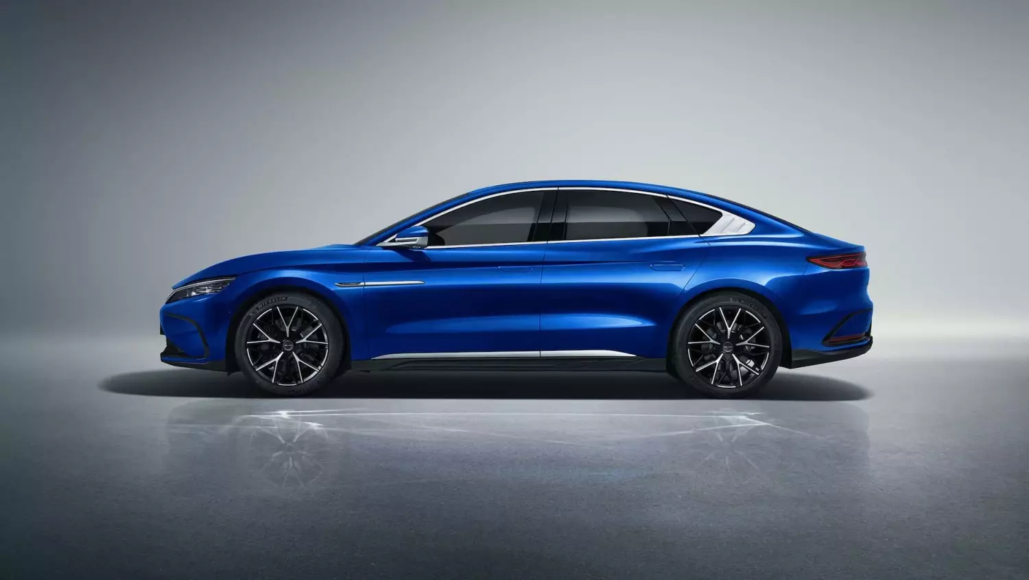 Gi&aacute; xe BYD Han