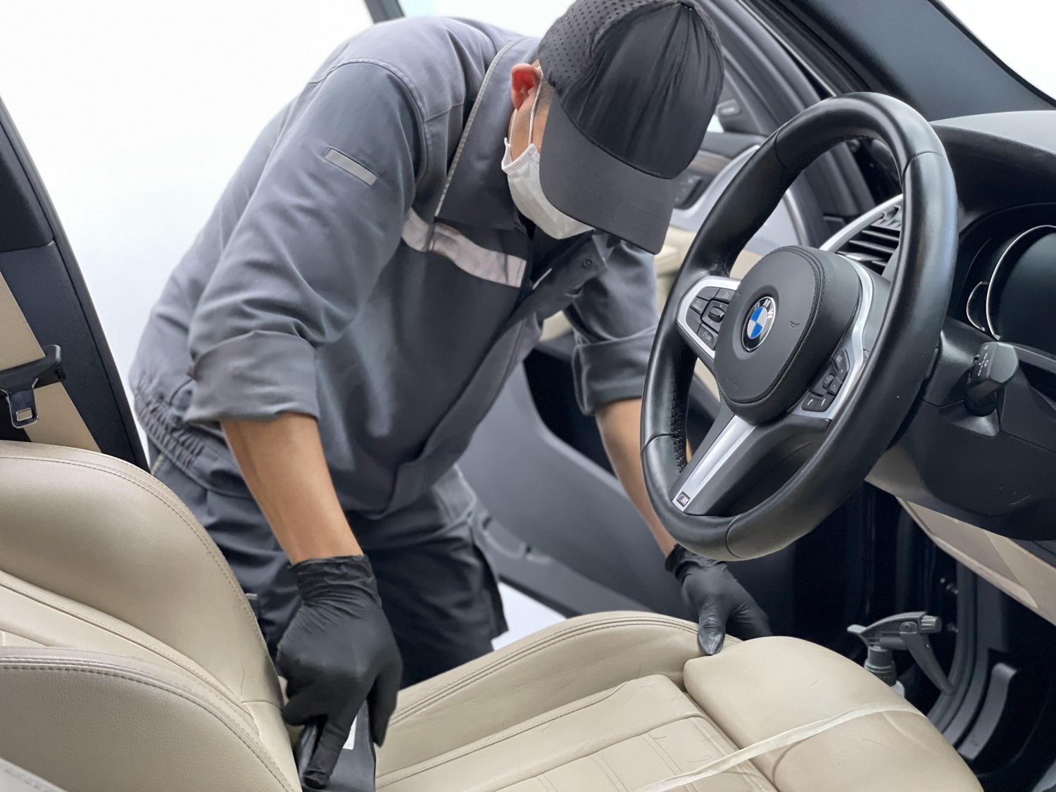 Kiểm tra xe cũ BMW