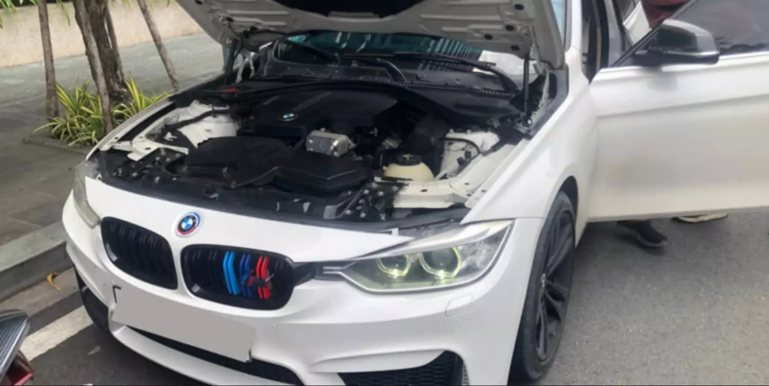 Kiểm tra xe cũ BMW