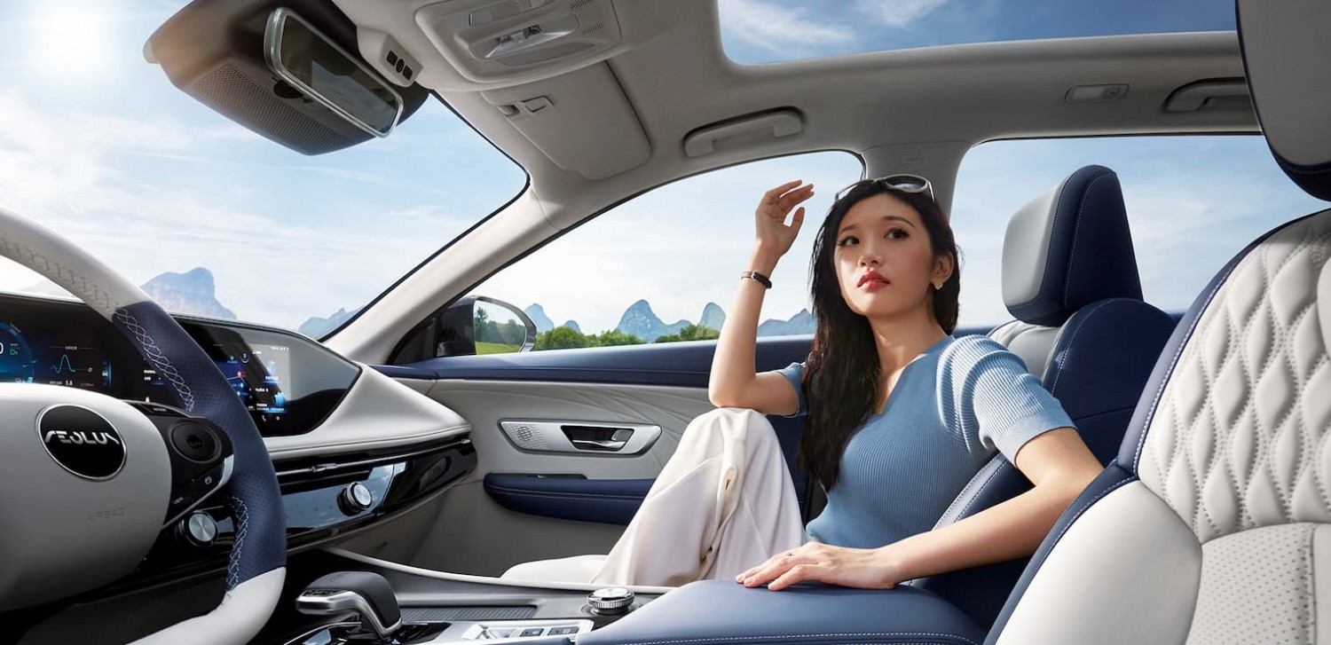 Nội thất dongfeng huge hev