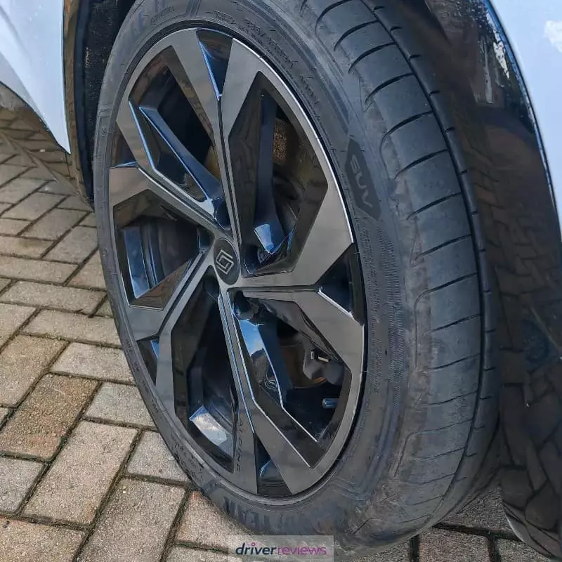 Lốp goodyear eagle f1 asymmetric 3 suv 245-45-r20