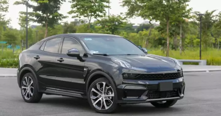 Lynk & Co 05