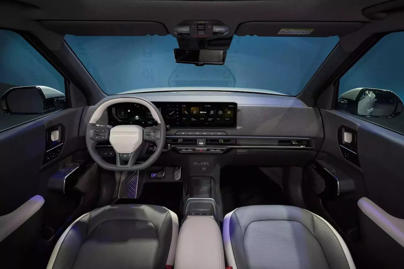 KIA EV2