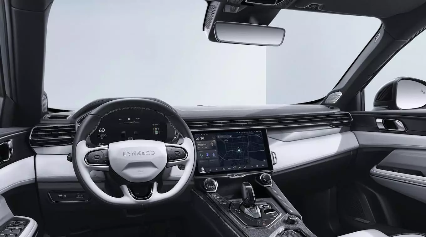 Lynk & Co 01