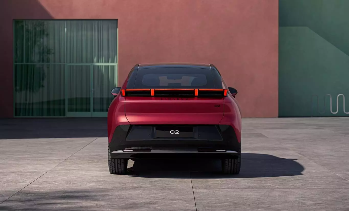 Lynk & Co 02