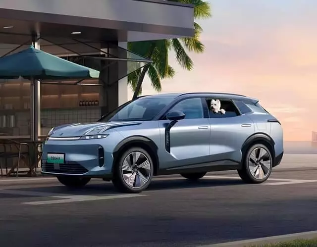 Lynk & Co 08