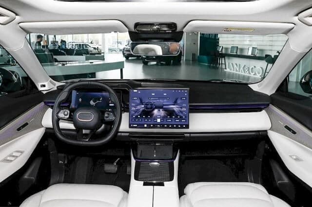 Nội thất lynk & co 08