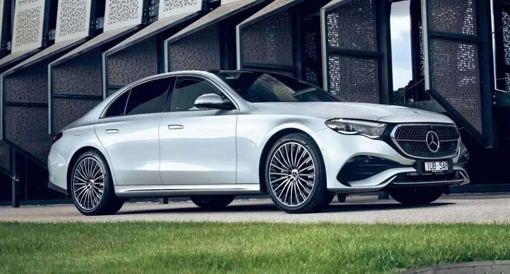 Mercedes E 300