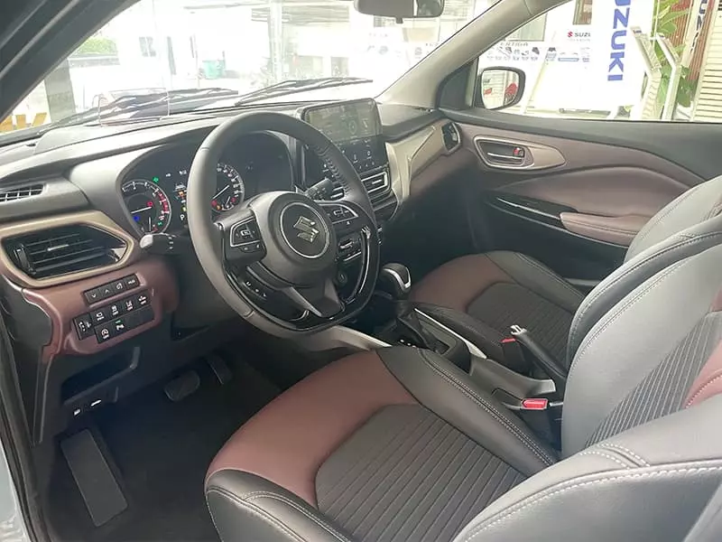 nội thất suzuki fronx