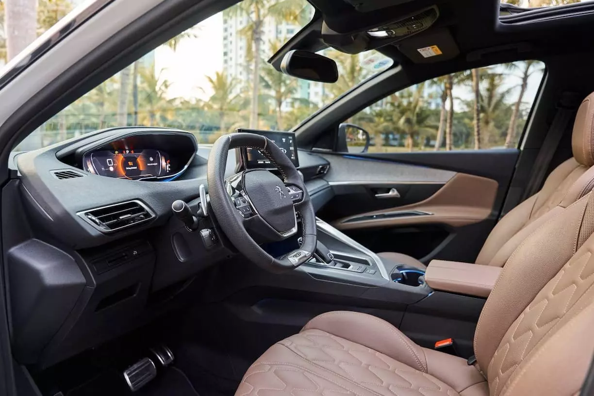 Nội thất Peugeot 5008