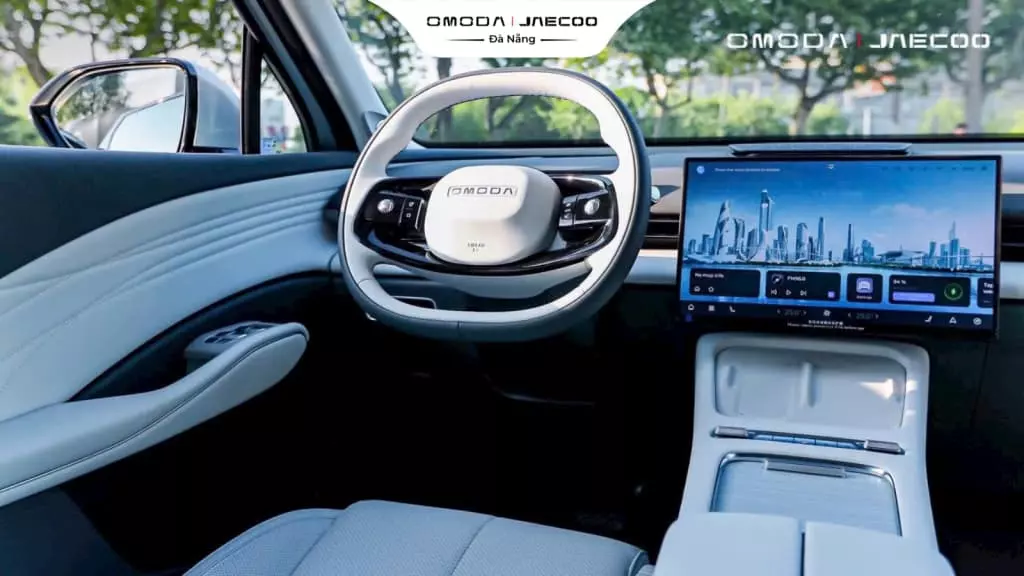 Omoda C7