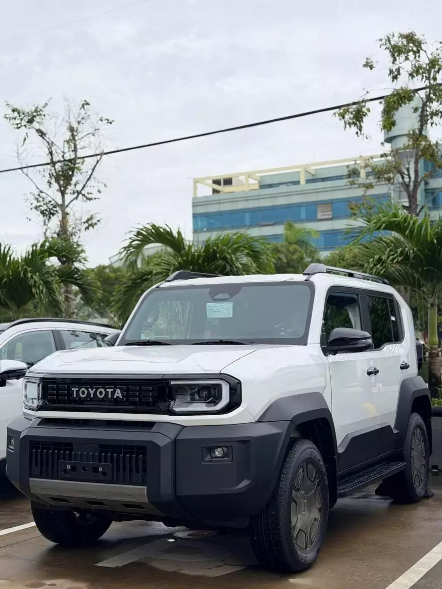 Toyota Land Cruiser FJ 2026
