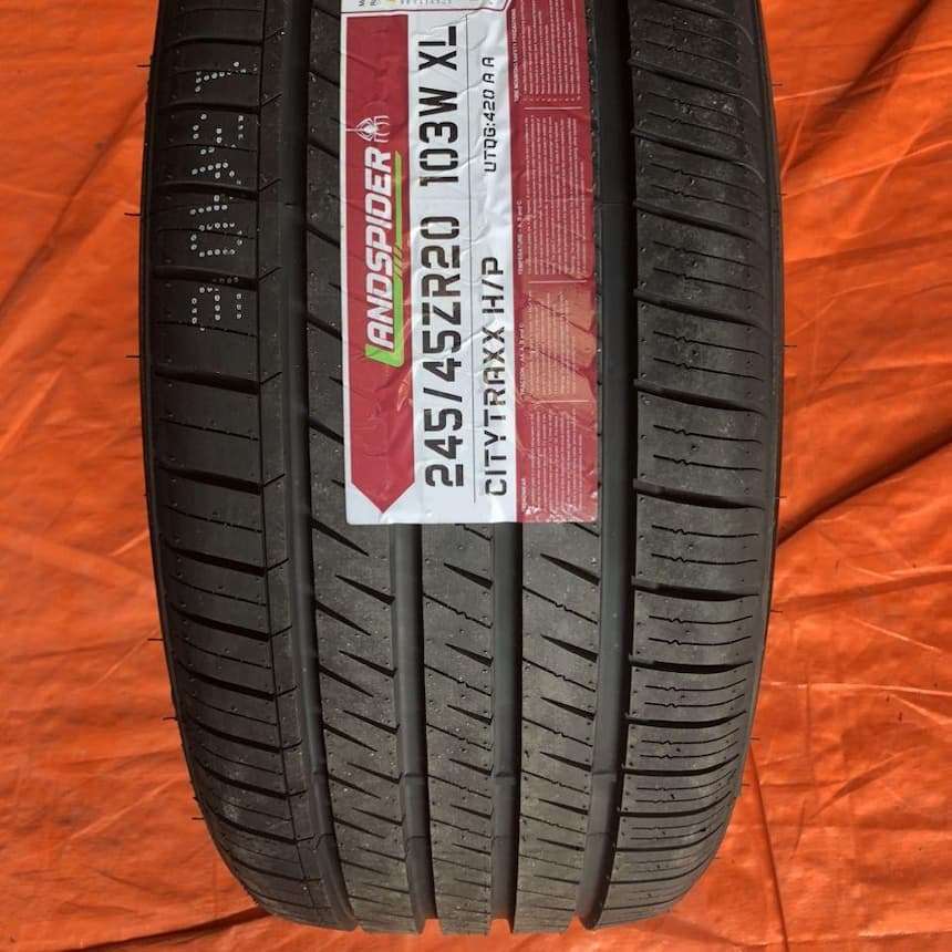 Landspider Citytraxx HP 245/45R20