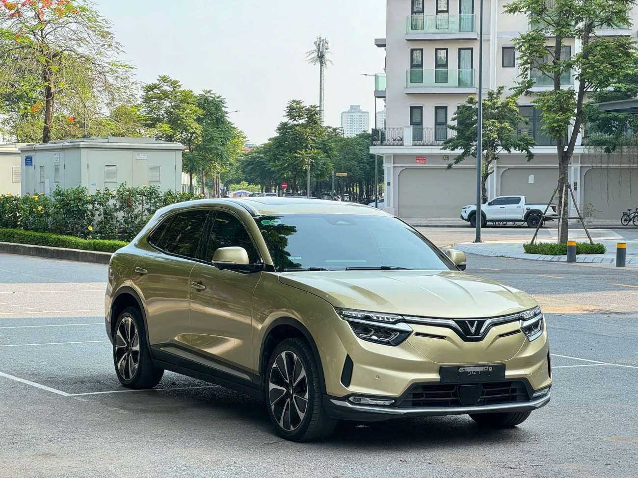 Xe VF8 cũ